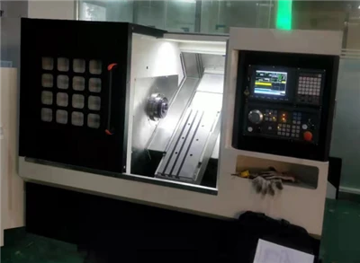 Torno de herramientas CNC